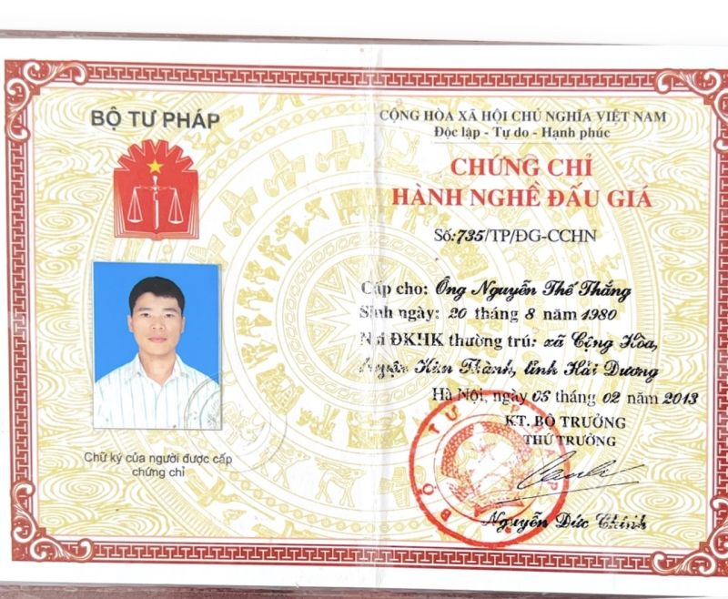 Đấu gi&aacute; vi&ecirc;n NGUYỄN THẾ THẮNG